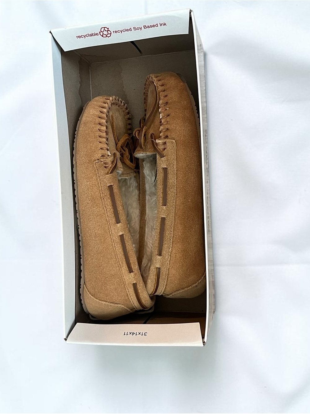 NWT Minnetonka Women's Chestnut Suede Fleece-Lined Moccasin Size 6 - Picture 2 of 7